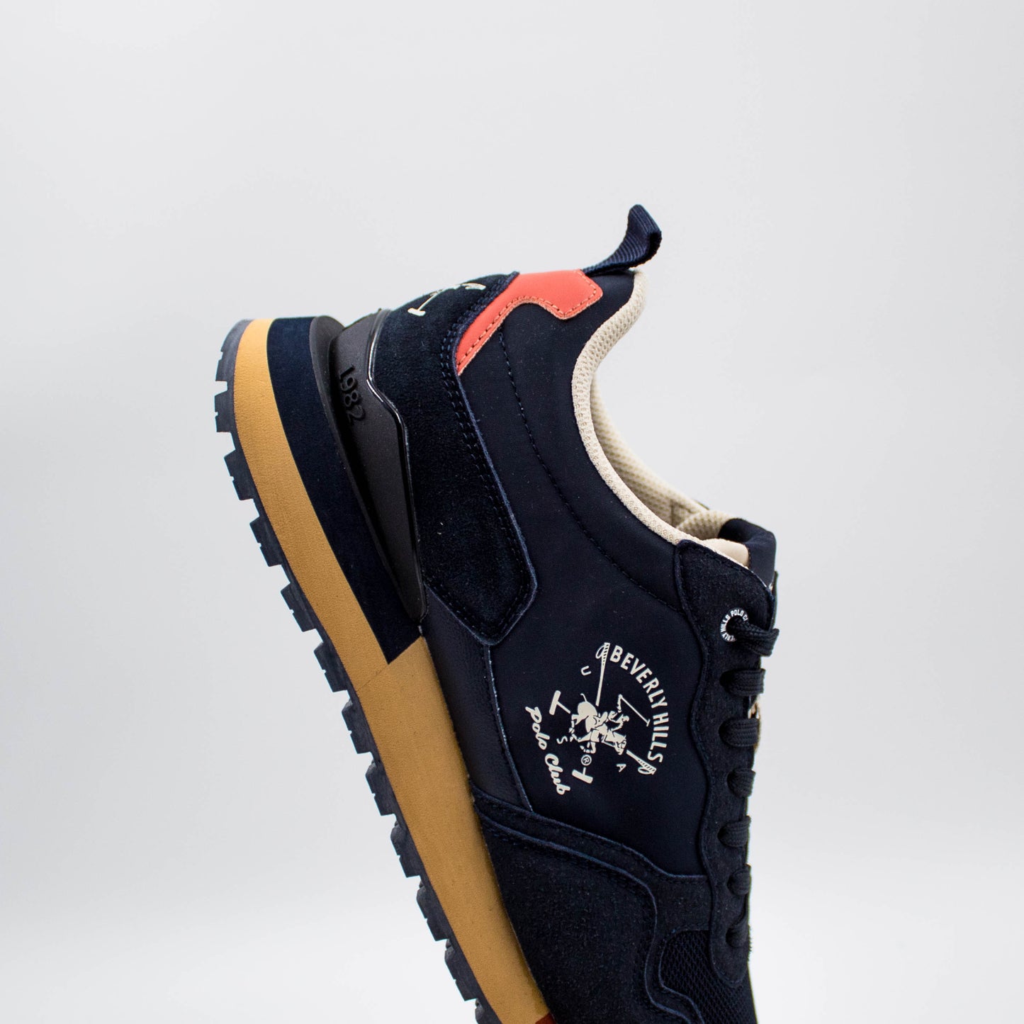 POLO SKIPPER NV