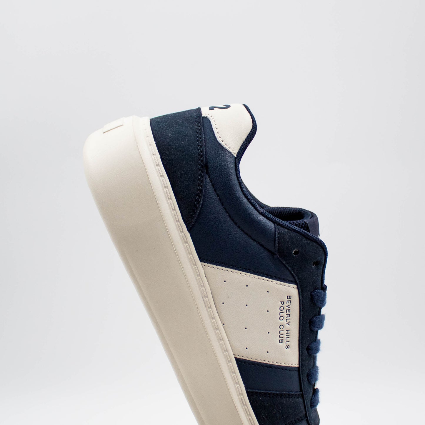 POLO SOLE NV