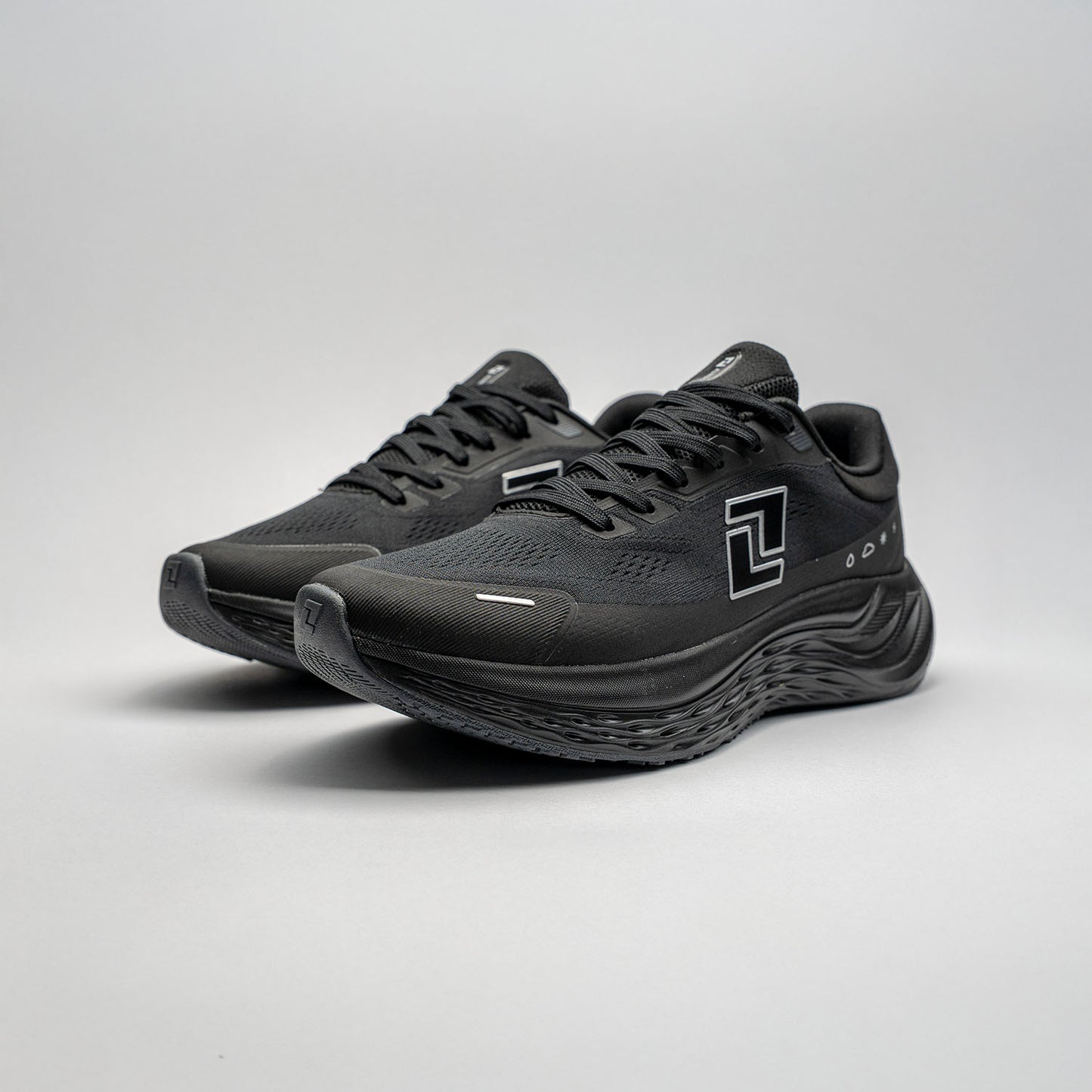 RUNOFF TENIS RUNNING HOMBRE NEGRO 623558 002 LIVIANOS Y COMODOS