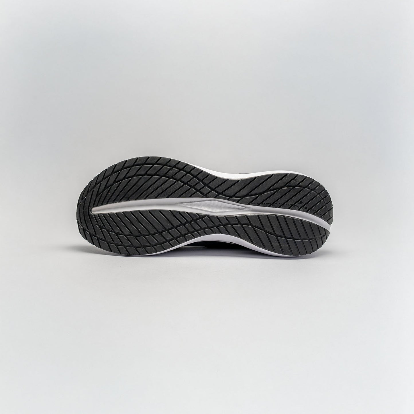 RUNOFF TENIS RUNNING HOMBRE NEGRO BLANCO 621346 002 LIVIANOS Y COMODOS